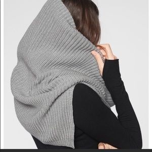 Athleta snood scarf/wrap